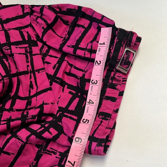 Apt 9  top L - Picture 5 of 9